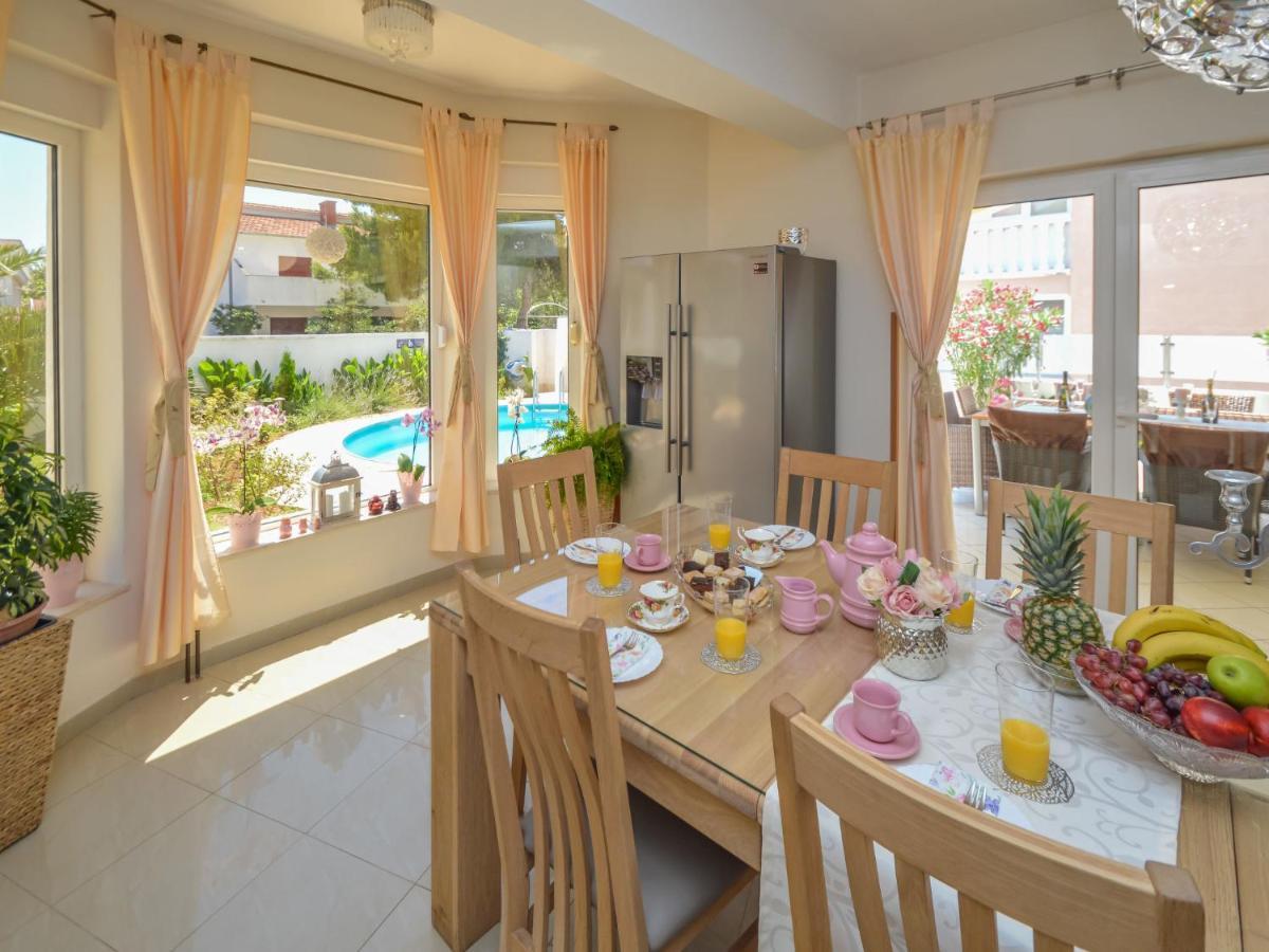 Holiday Home Valdor By Interhome Sovlje Εξωτερικό φωτογραφία